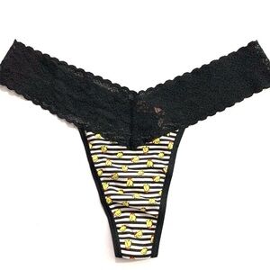 NWT Victoria’s Secret Striped Chick Peeps Lace Trim Cotton Thong Panties VS O/S